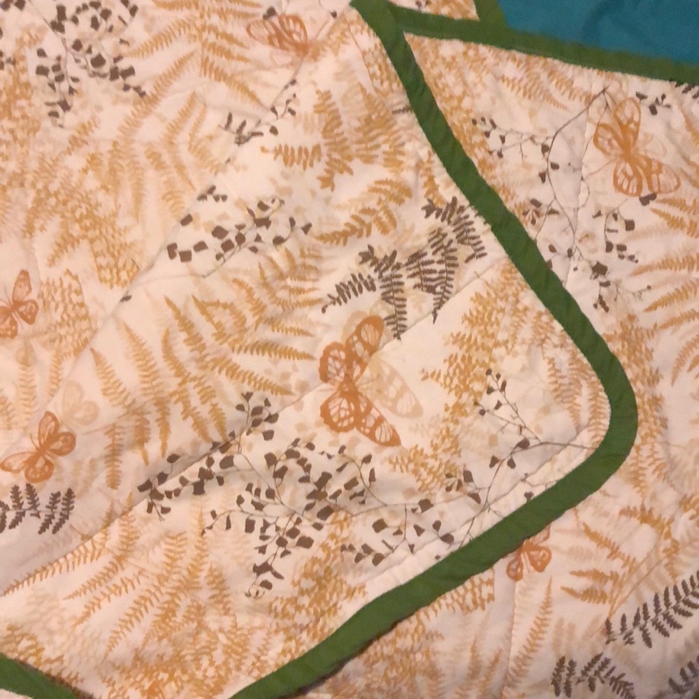 Handmade lap throw. AS IS - Picture 4 of 5